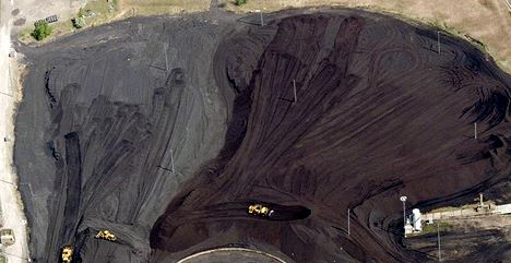 pretty-coal-piles-consumers-essexville-karn-weadock